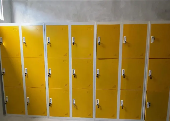 Reddoorz Holistic Pod * Kuta Lombok
